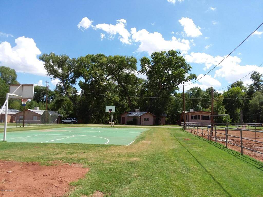 Basketball Court Willow Point